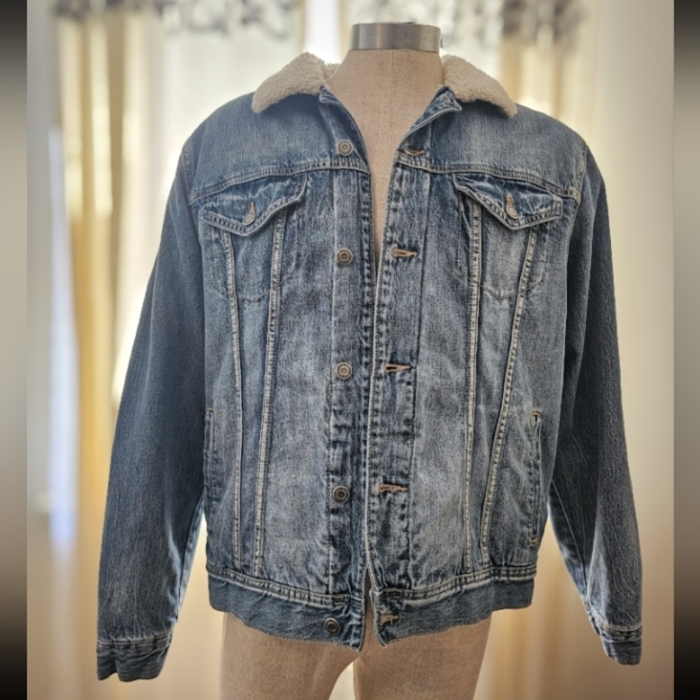 Old Navy faux sherpa lined blue jean Denim Trucker Jacket Women XL